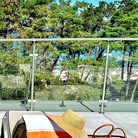 4 Z Widokiem Na Morze Hevenia Apartman